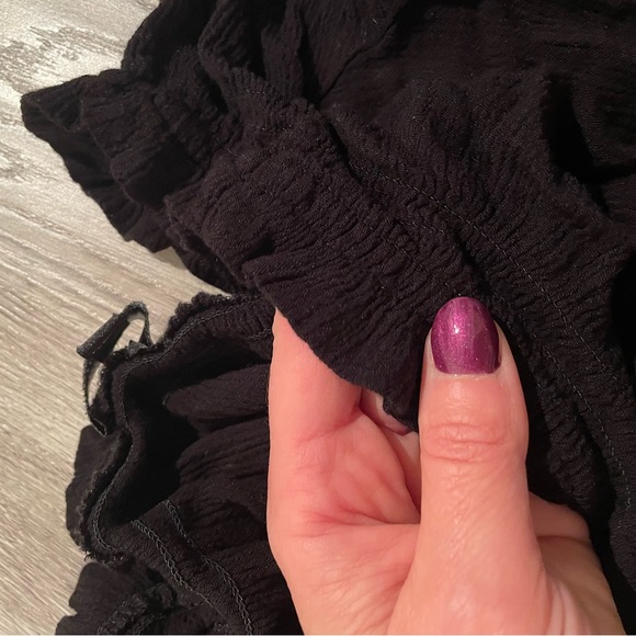 Black off the shoulder long sleeve top - Picture 4 of 8